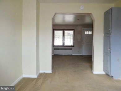 3905 Colchester Rd, Baltimore, MD 21229 - photo 6