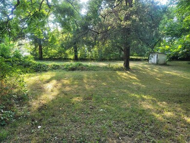 819 Dubois St, Denison, TX 75020 - photo 4