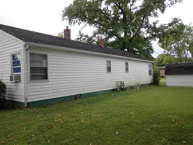 802 Tucker St, Plainfield, IN 46168 - photo 3
