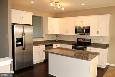 10289 Housely Place, White Plains, MD 20695 - photo 3