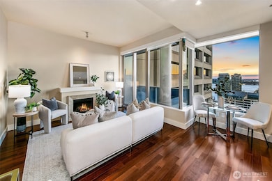 Olive 8 Condos unit 3710, Seattle, WA 98101 - photo 5