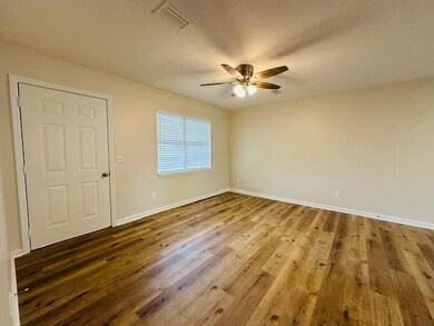 118 Orchard Cir, Fitzgerald, GA 31750 - photo 3