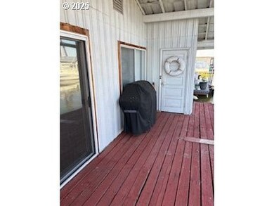 50350 Cowens Rd unit 8, Scappoose, OR 97056 - photo 3