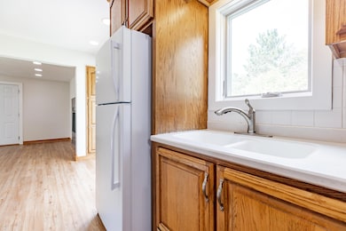 1912 Primrose Dr, Cedar Falls, IA 50613 - photo 7