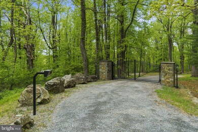 19233 Blueridge Mountain Rd, Bluemont, VA 20135 - photo 5