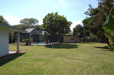 Detached Garage - view pool & house