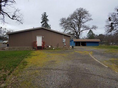 6369 Ponderosa St, Central Point, OR 97502 - photo 2