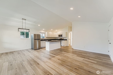 211 O St NE, Auburn, WA 98002 - photo 6