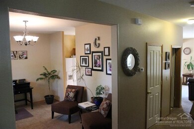 20603 Wild Rose Ln, Bend, OR 97702 - photo 2