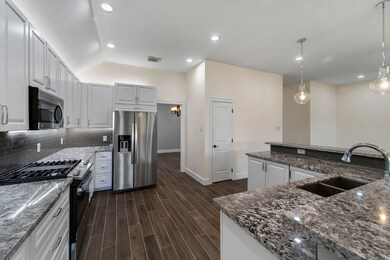 8210 Broken Timber Way, Houston, TX 77095 - photo 5