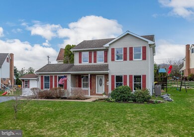 921 Cacoosing Dr, Reading, PA 19608 - photo 3