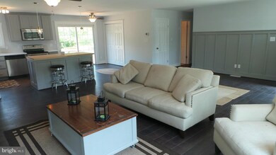 42544 Keith Ct, Hollywood, MD 20636 - photo 2