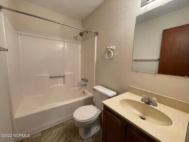 1822 Burgaw Hwy, Jacksonville, NC 28540 - photo 6