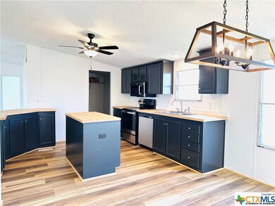 167 Hillside Dr, Troy, TX 76579 - photo 7