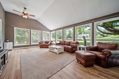 7 Moulton Dr, Londonderry, NH 03053 - photo 6