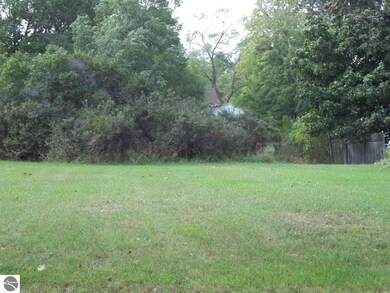 111 Superior St N, Oscoda, MI 48750 - photo 3