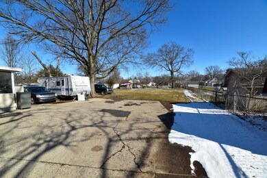 4716 Pleasant Ave, Fairfield, OH 45014 - photo 3