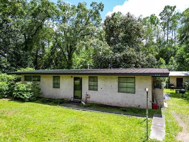 214 Charles Ave, Wewahitchka, FL 32465 - photo 2