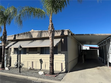 1895 W Devonshire Ave unit 32, Hemet, CA 92545 - photo 3