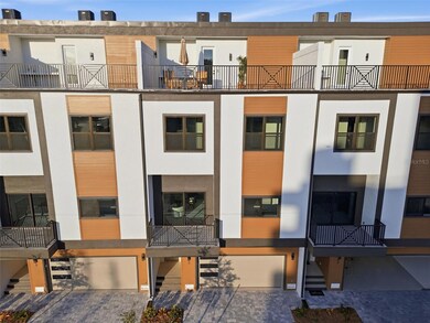 11605 1st St E unit B-1, Treasure Island, FL 33706 - photo 5