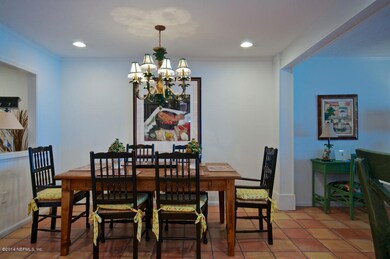 Spacious Dining Room