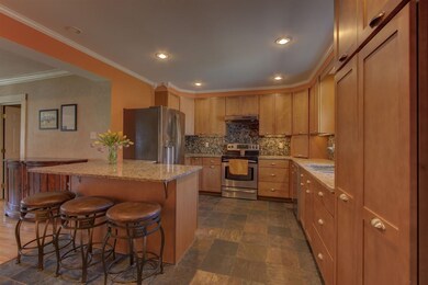 9 Central Ave, Portsmouth, NH 03801 - photo 5