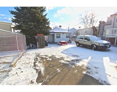 27 Dix St, Revere, MA 02151 - photo 4