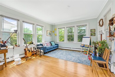 117 Cole Ave, Providence, RI 02906 - photo 2