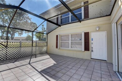 30 Clinton Ct unit B, Royal Palm Beach, FL 33411 - photo 6