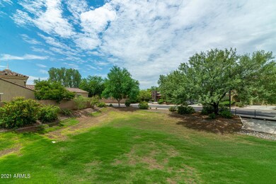 Home backs to a greenbelt!