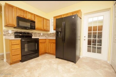 808 Temple St, Cocoa, FL 32922 - photo 2