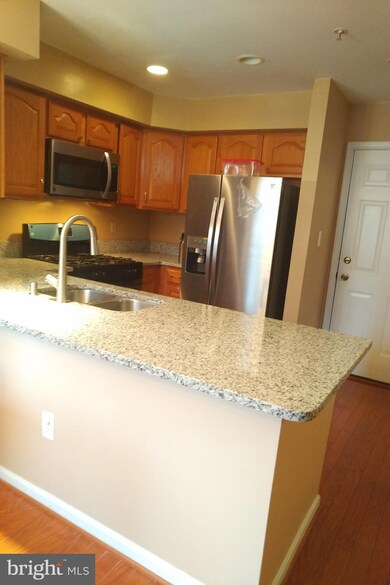 9902 Sassafras Ln, Bowie, MD 20721 - photo 6