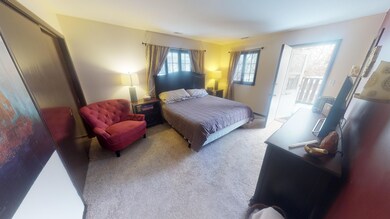 225-W-Ave-B-Bed 1 Hall 12012018_091851