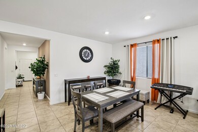 7803 S Sugarbend Dr, Tucson, AZ 85757 - photo 6