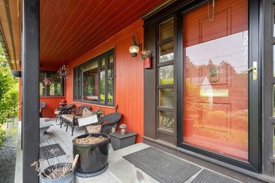 277 10th St, Lowell, MA 01850 - photo 2