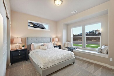 3237 NW Canyon Dr, Redmond, OR 97756 - photo 4