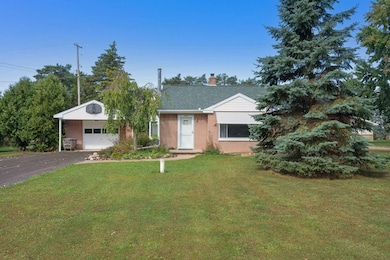 6-web-or-mls-Exteriors (06 of 21)