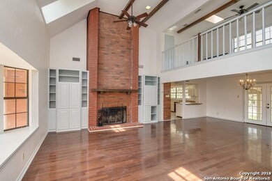 8550 Classic Oaks Ln, San Antonio, TX 78255 - photo 4