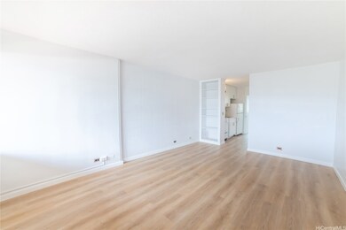 The Oahuan Tower unit 605, Honolulu, HI 96822 - photo 2