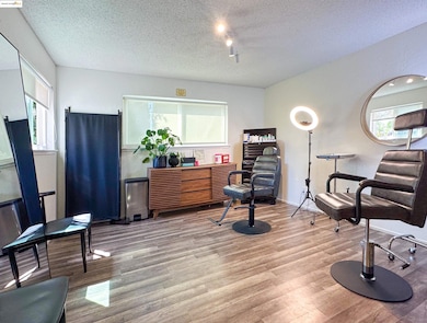 501 S Bascom Ave, San Jose, CA 95128 - photo 7