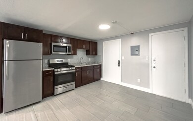 70 Union St unit 4, Methuen, MA 01844 - photo 5