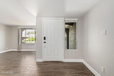 829 W Keating Ave, Mesa, AZ 85210 - photo 4