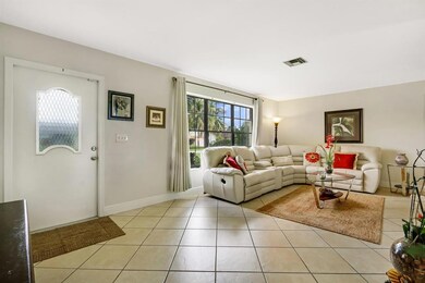1365 Woodcrest Rd E West Palm-large-005-