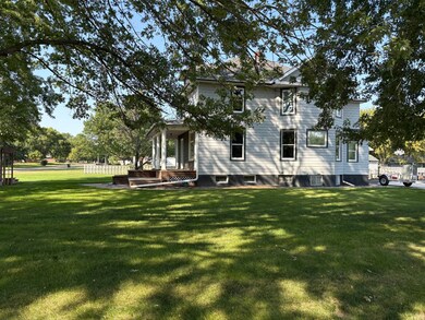 501 N Garfield St, Stuart, NE 68780 - photo 4