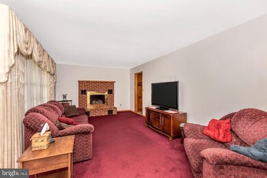 3314 Paprika Ct, Adamstown, MD 21710 - photo 5