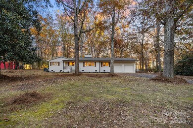 805 Leewood Dr, Monroe, NC 28112 - photo 6