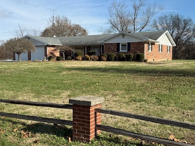 1598 Cr 1100 E, Carmi, IL 62821 - photo 3