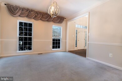 8004 Overfield Ct, Bowie, MD 20715 - photo 4