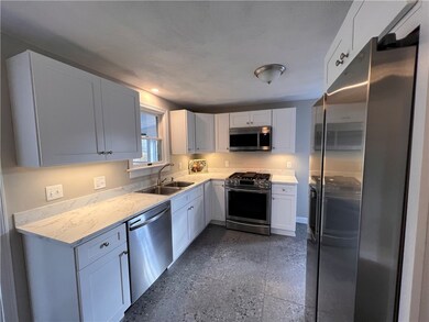 314 Rhode Island Ave, Pawtucket, RI 02860 - photo 5