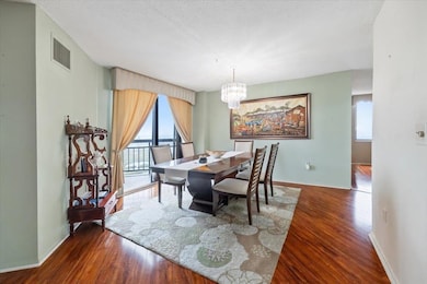 Harmon Cove Tower, Secaucus, NJ 07094 - photo 6